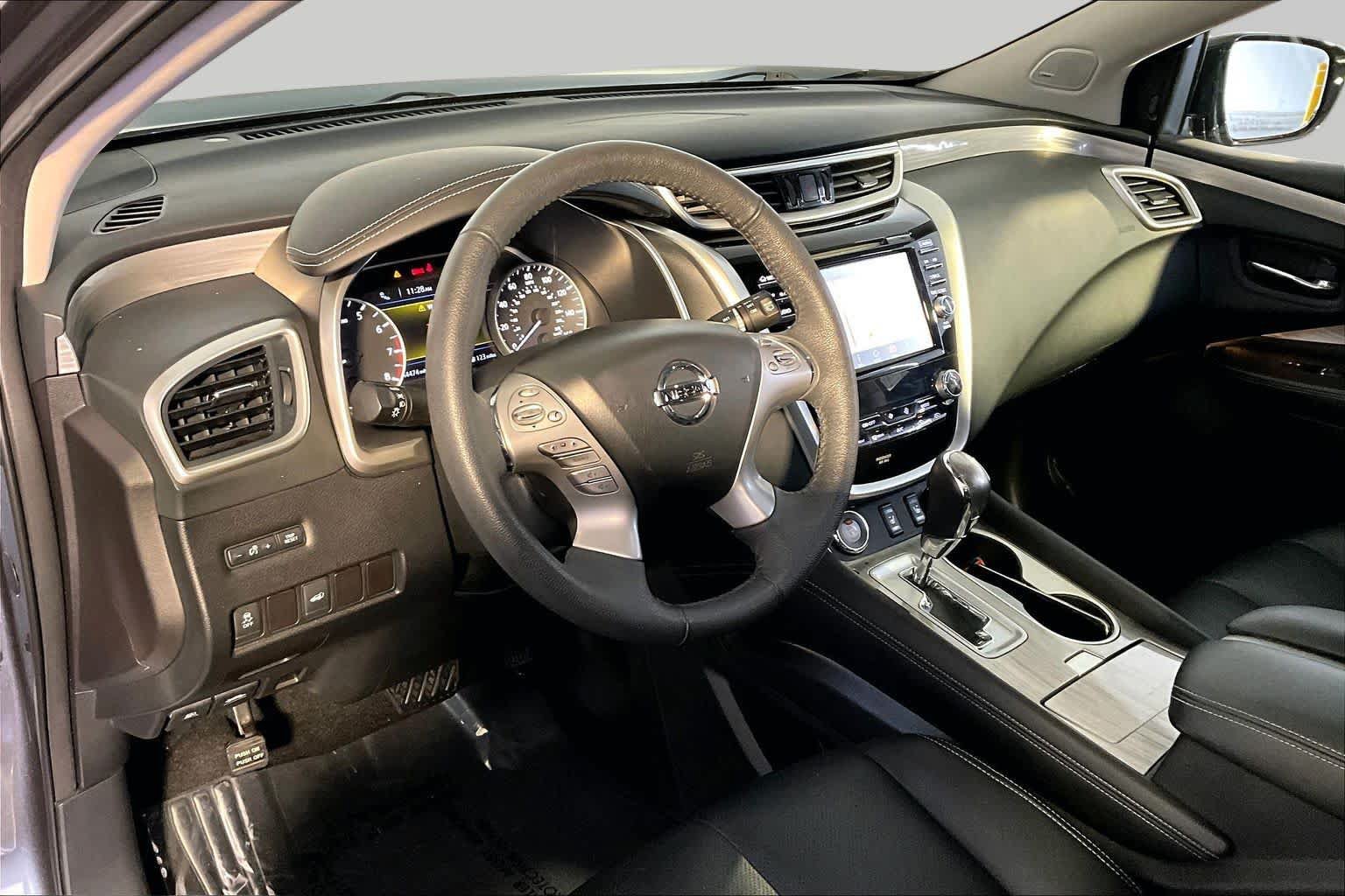 Used 2015 Nissan Murano SL AWD/4WD image 17