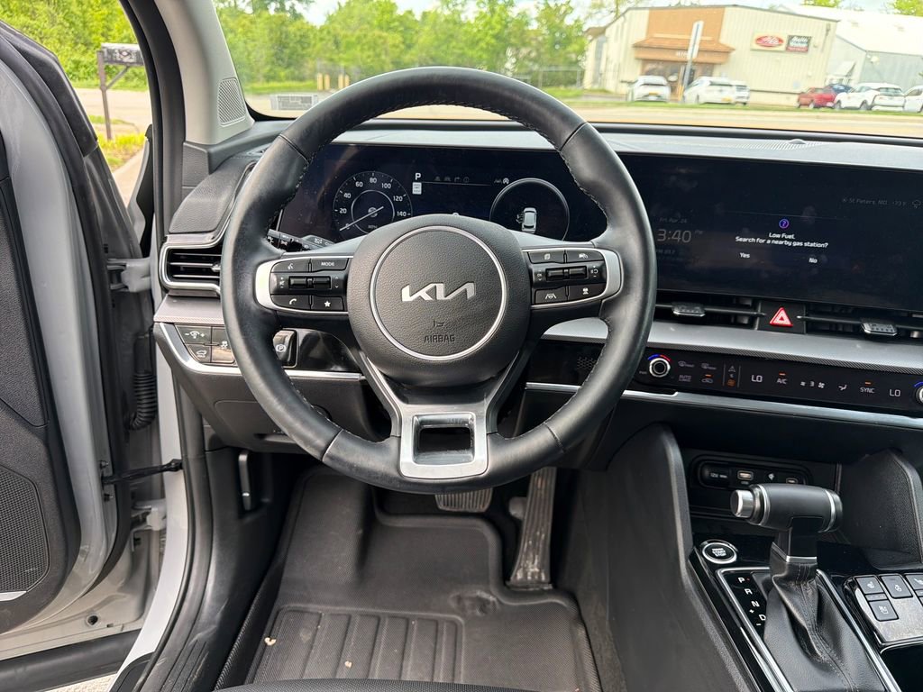 Used 2024 Kia Sportage SX AWD/4WD image 15
