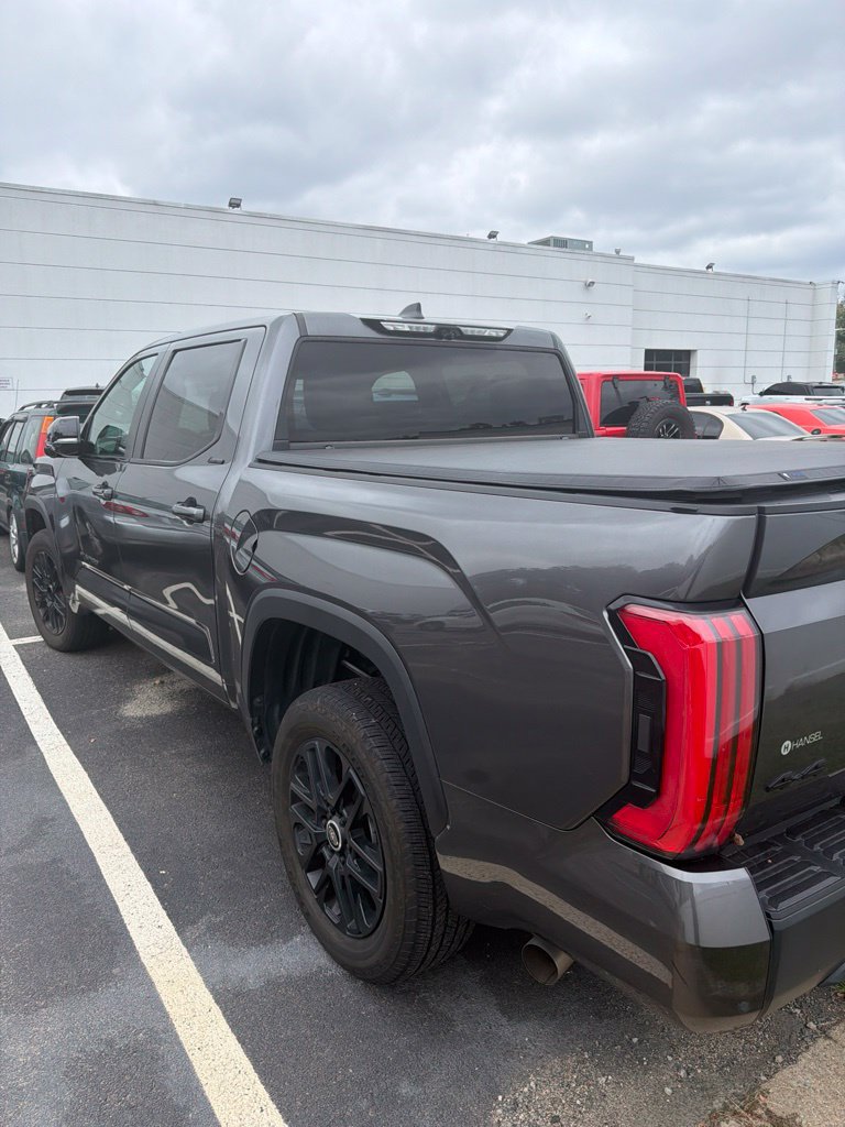 Used 2024 Toyota Tundra Limited AWD/4WD image 6