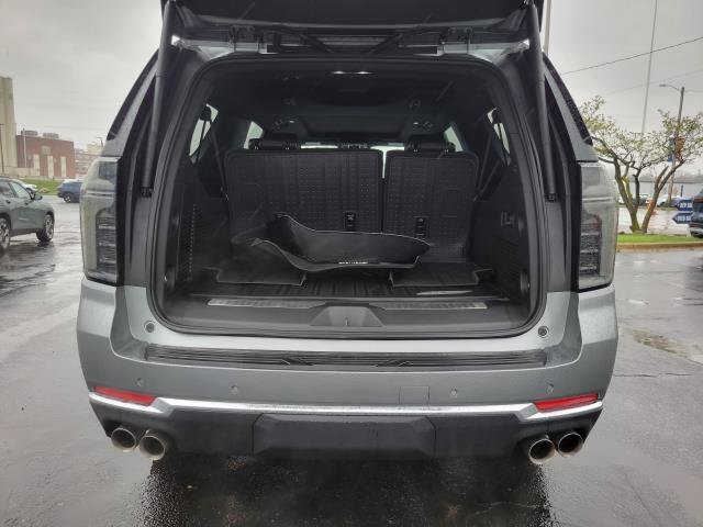 New 2026 Chevrolet Suburban Premier AWD/4WD image 19