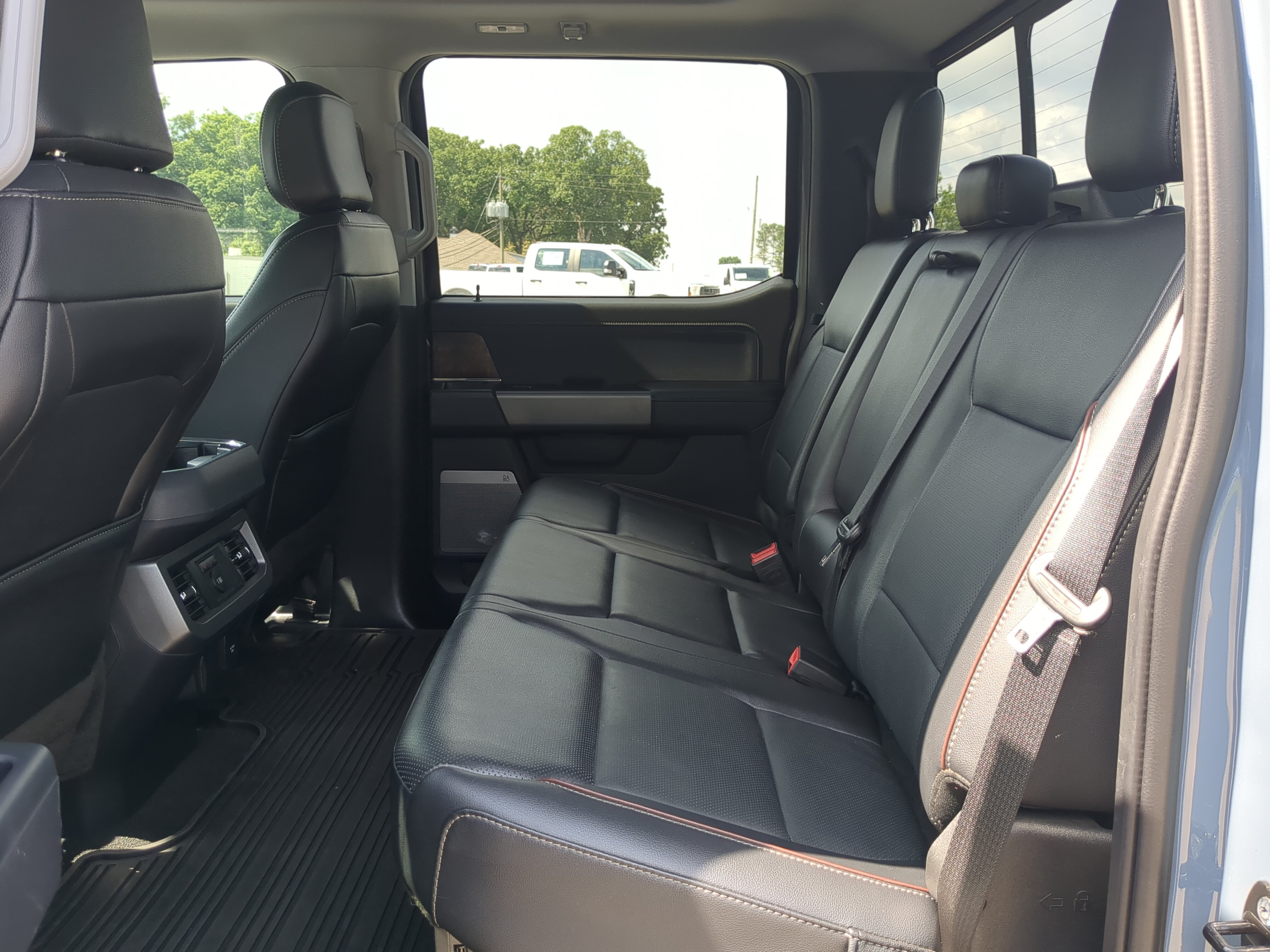 Certified 2023 Ford F250 Lariat w/ Chrome Package AWD/4WD image 12