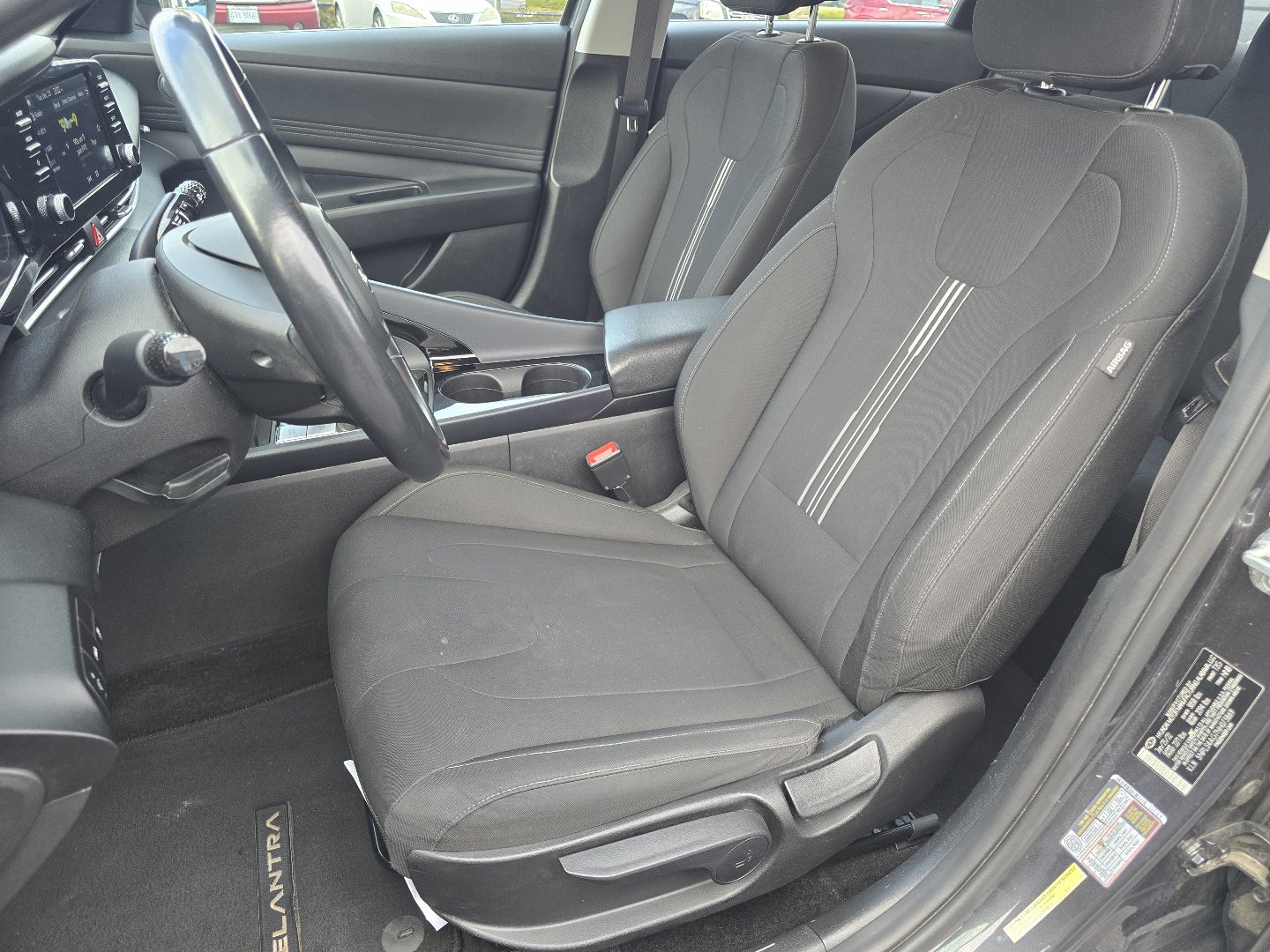 Used 2022 Hyundai Elantra SEL w/ Convenience Package image 28