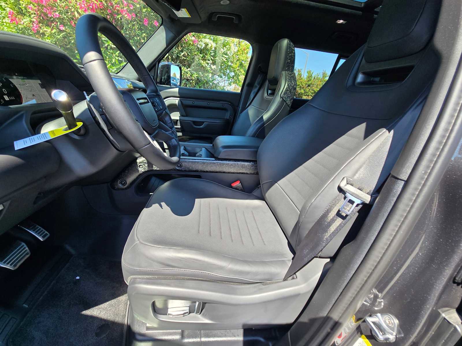 New 2025 Land Rover Defender 110 image 25