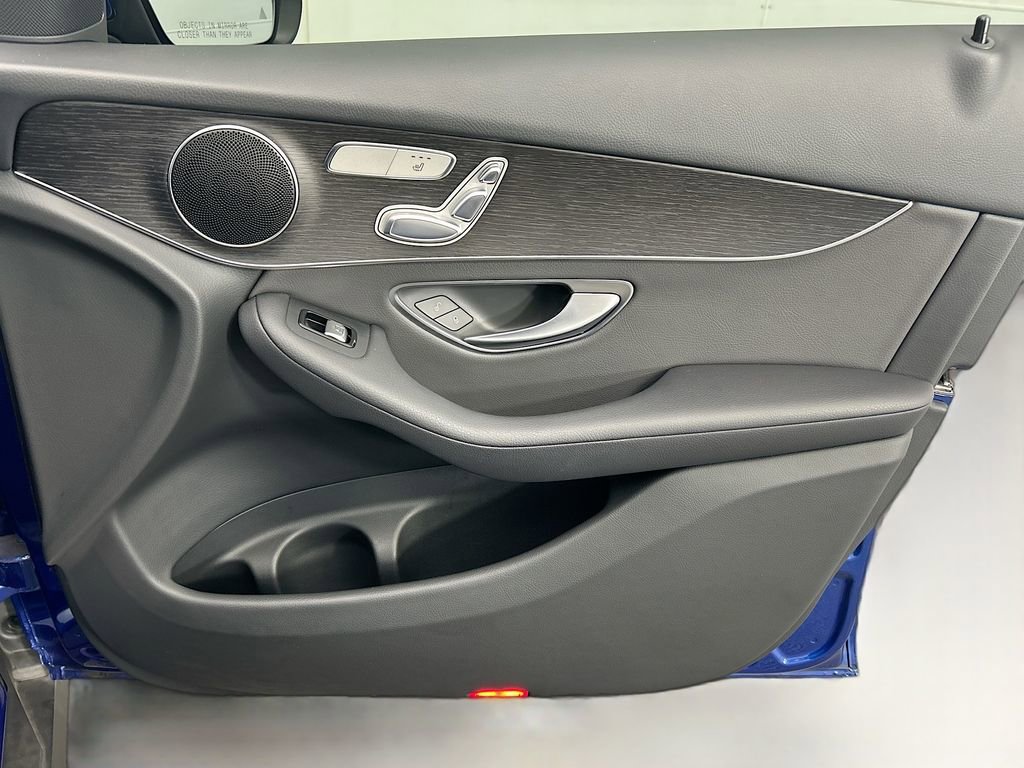 Used 2022 Mercedes-Benz GLC 300 image 23