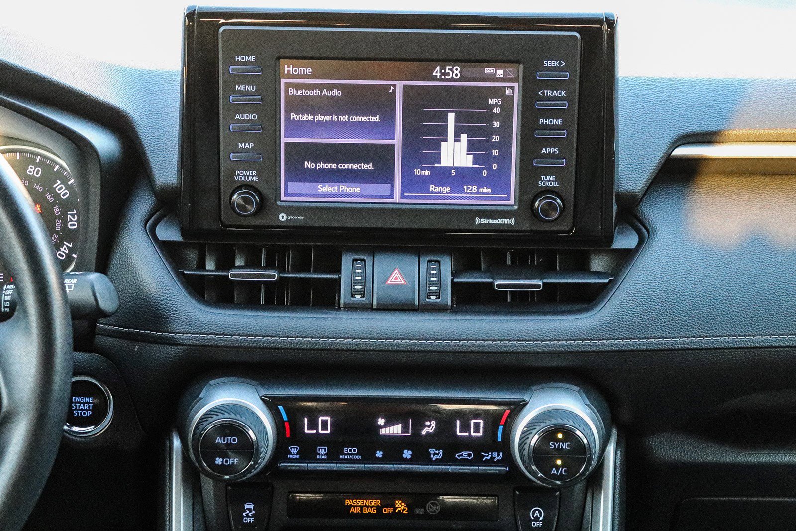 Used 2021 Toyota RAV4 XLE Premium image 14