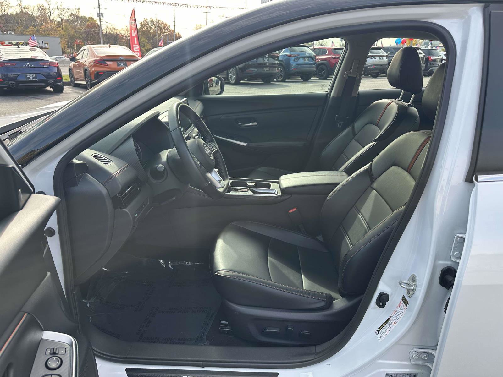 Used 2024 Nissan Sentra SR w/ SR Premium Package image 16