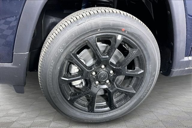 New 2026 Jeep Compass Latitude AWD/4WD image 12