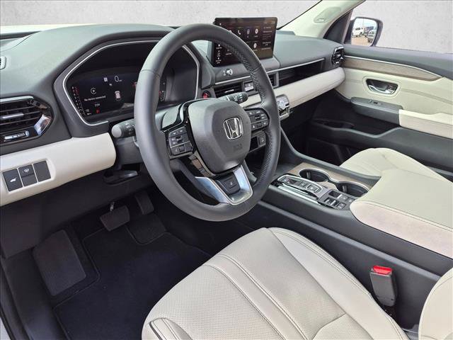 New 2026 Honda Pilot Elite image 3