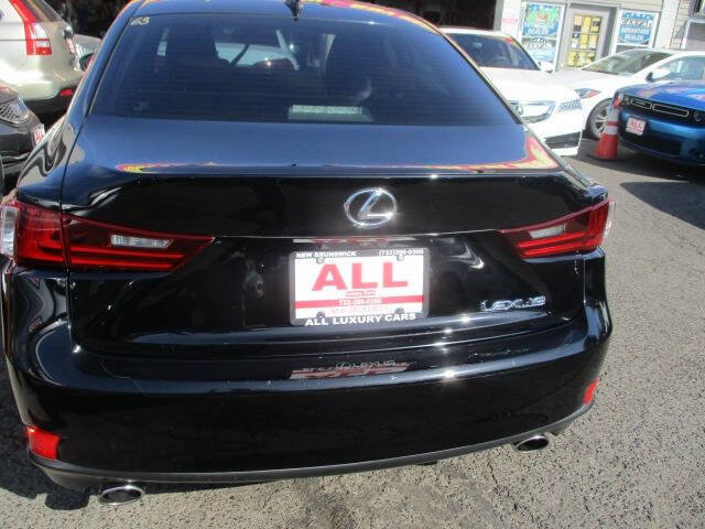 Used 2015 Lexus IS 250 image 5