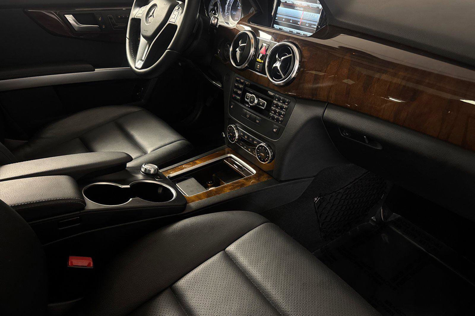 Used 2015 Mercedes-Benz GLK 350 4MATIC image 15