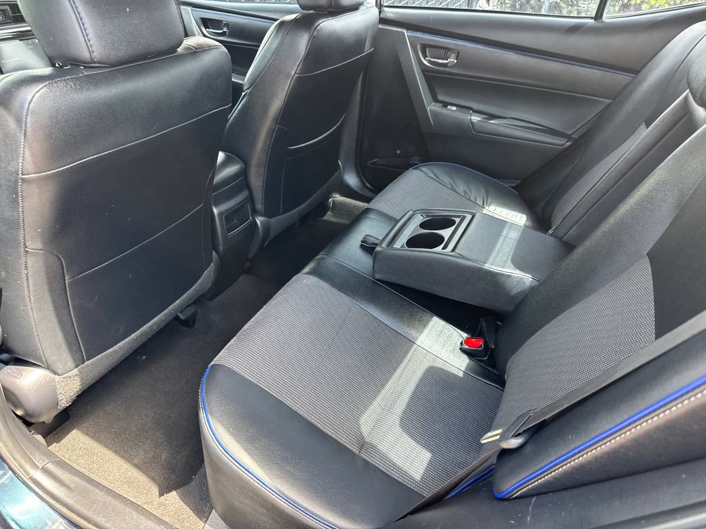 Used 2018 Toyota Corolla SE w/ Carpet Mat Package (TMS) FWD image 16