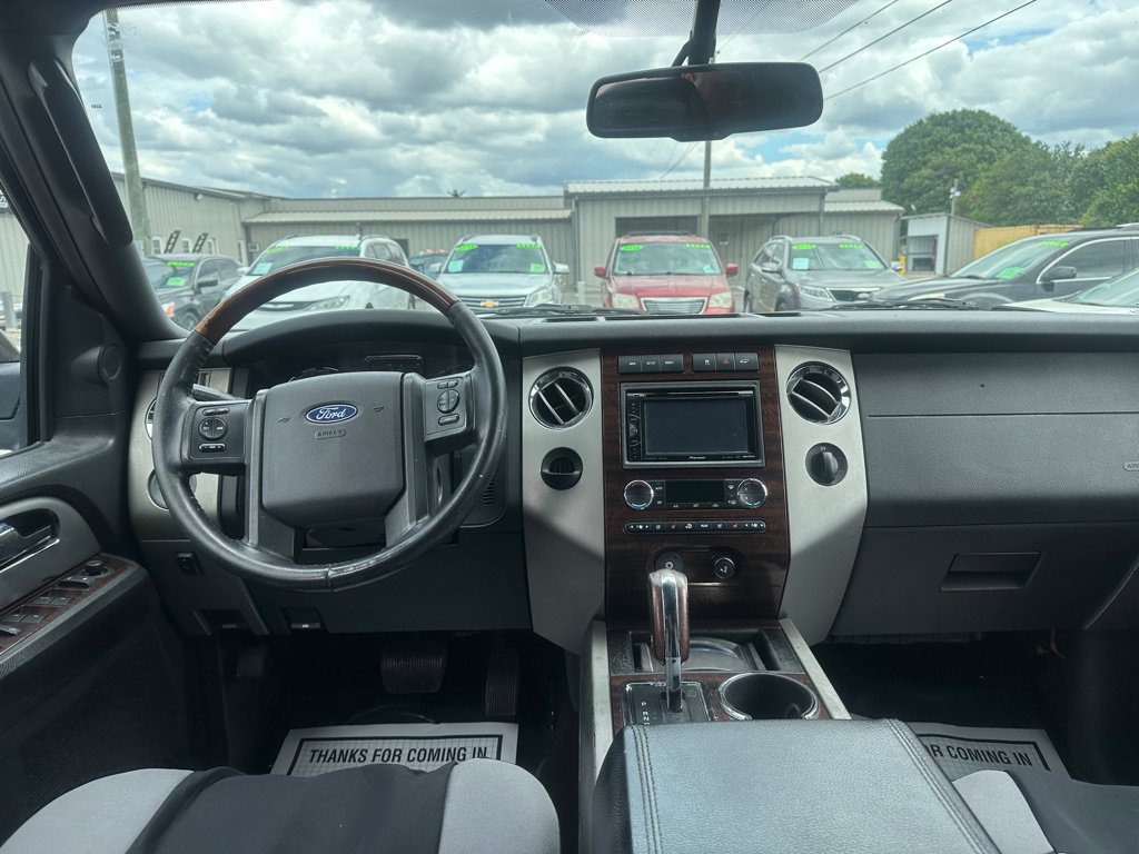 Used 2008 Ford Expedition Limited RWD image 9