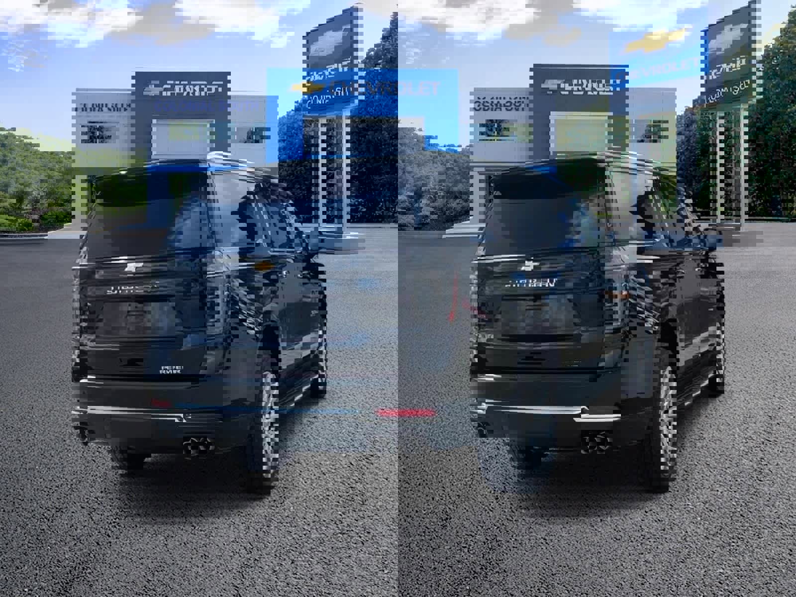 Certified 2025 Chevrolet Suburban Premier w/ Sun And Tow Package image 6