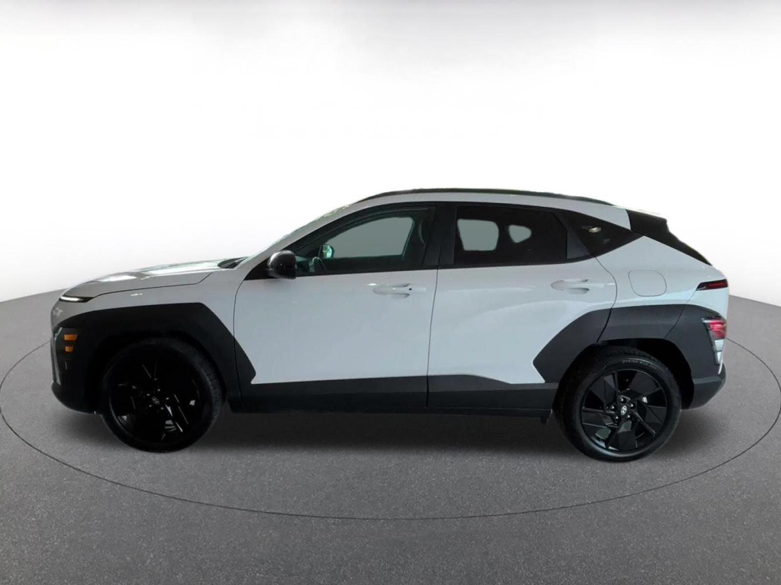 Used 2026 Hyundai Kona SEL Sport FWD image 7