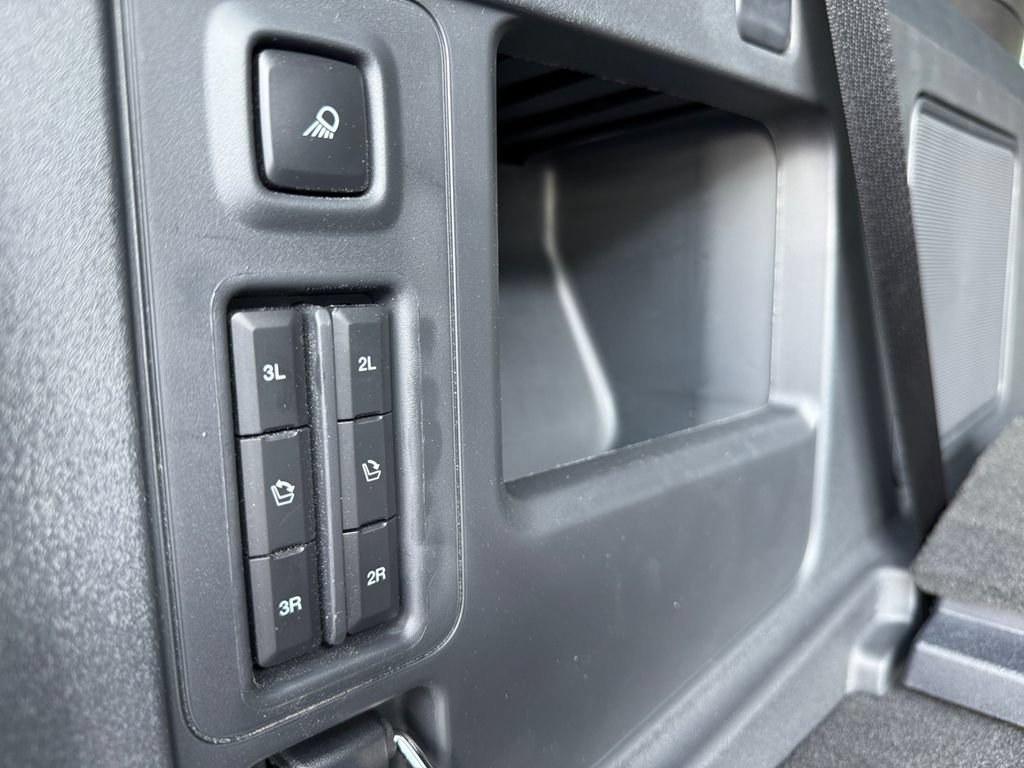New 2026 Ford Expedition Platinum w/ Stealth Appearance Package AWD/4WD image 24