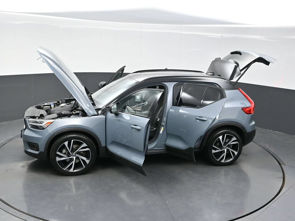 Used 2021 Volvo XC40 T5 R-Design w/ Protection Package Premier AWD/4WD image 37