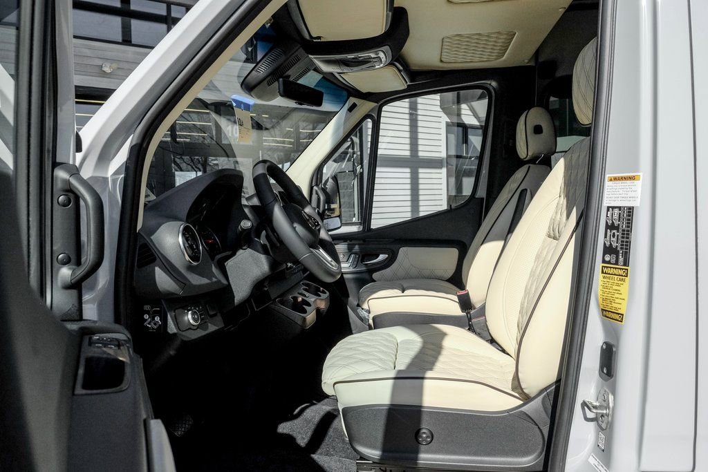 New 2024 Mercedes-Benz Sprinter 3500 image 21