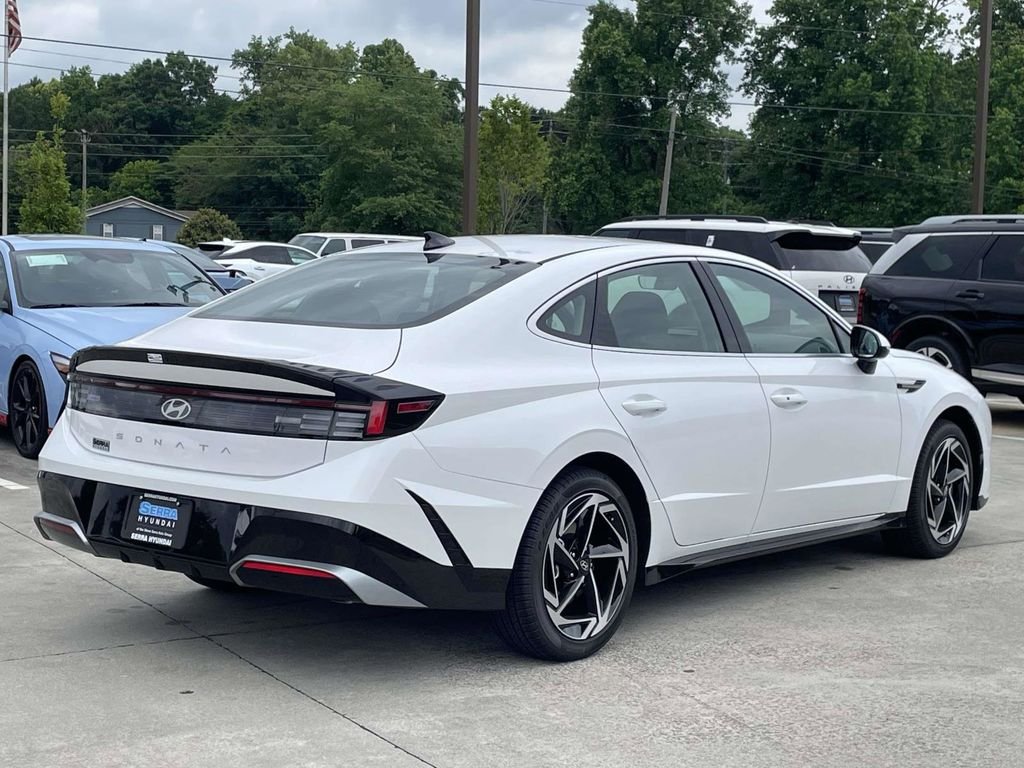 New 2026 Hyundai Sonata SEL FWD image 3