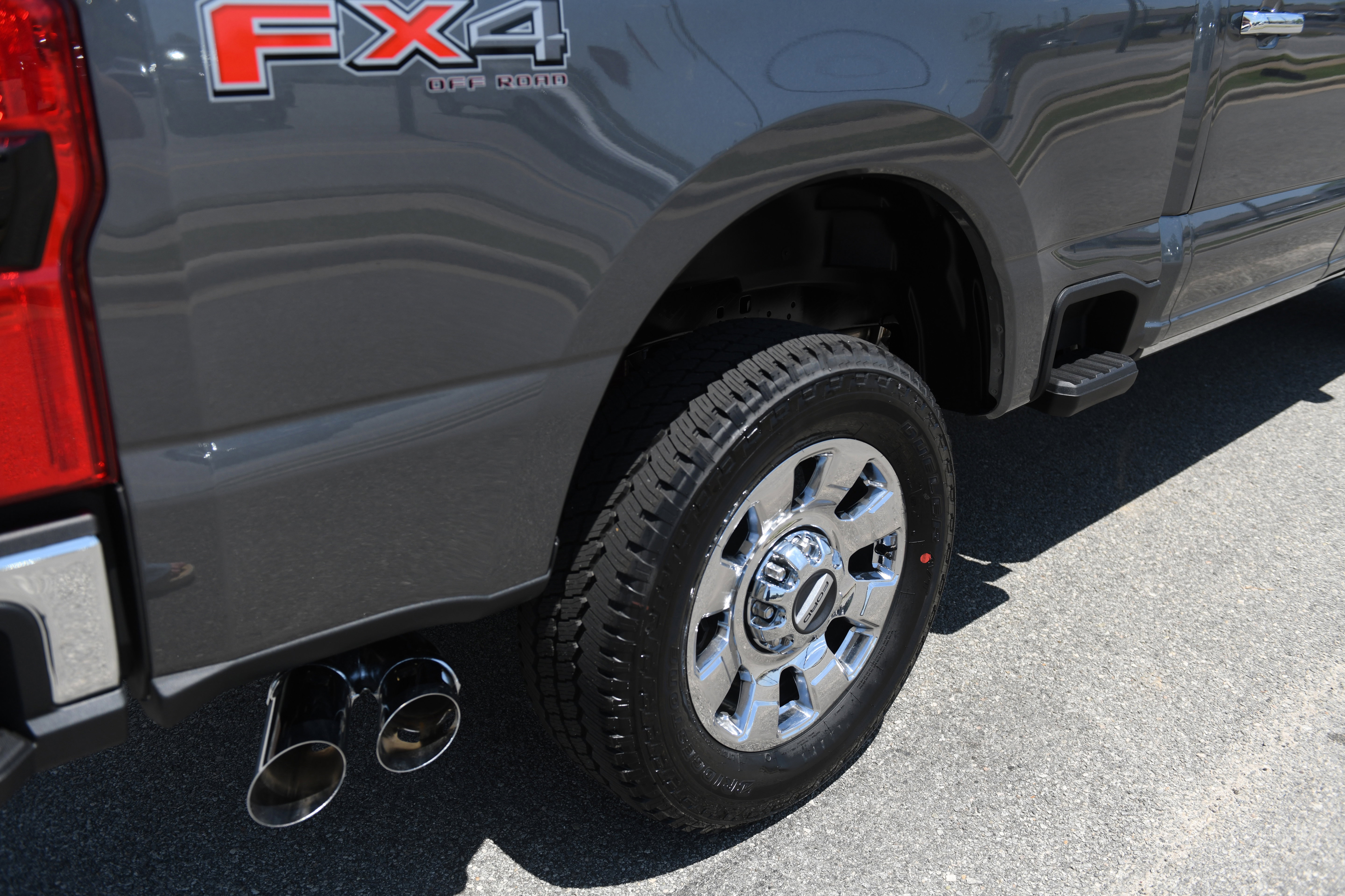 New 2026 Ford F250 Lariat image 10