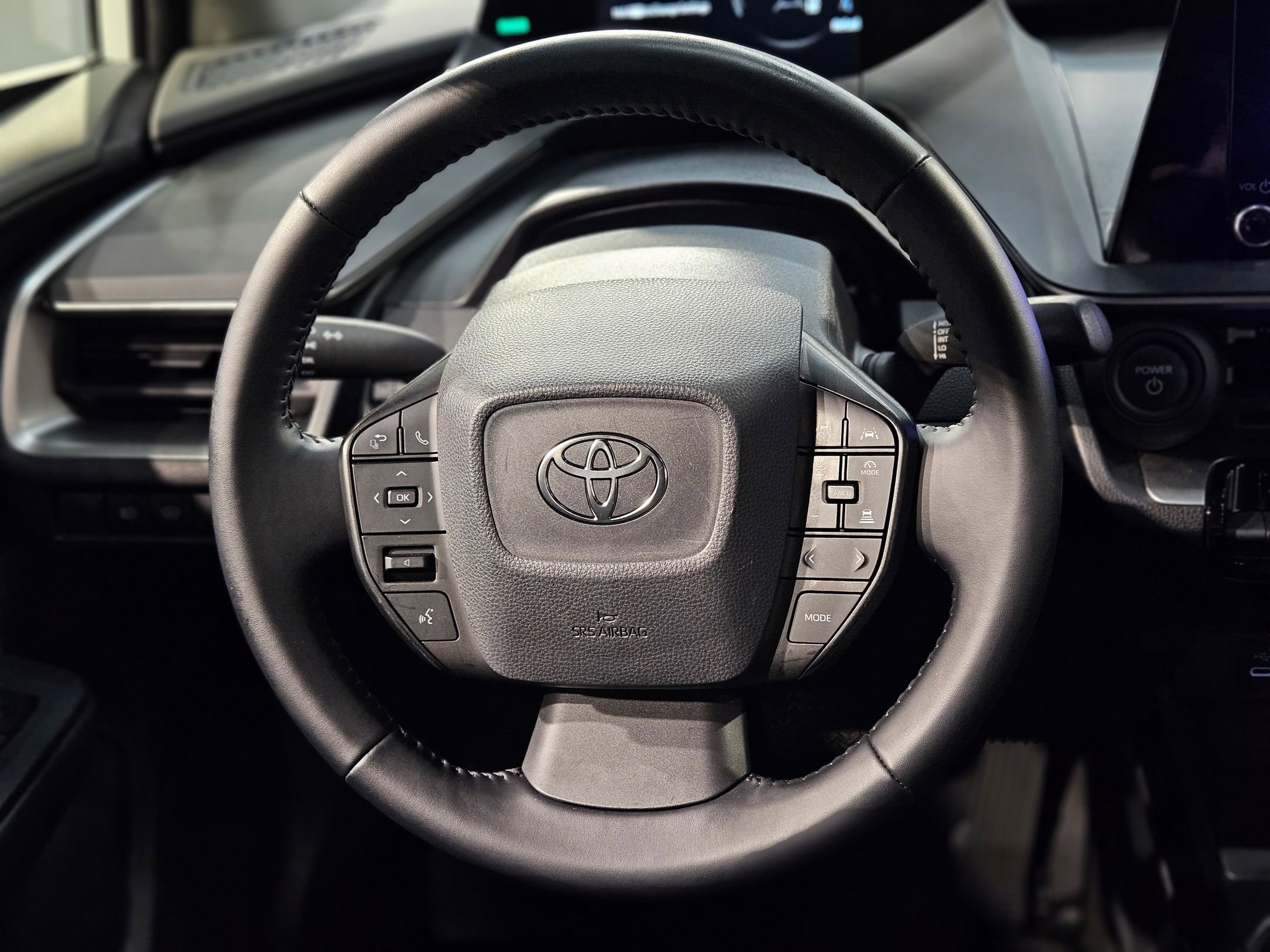 Used 2023 Toyota Prius LE image 26