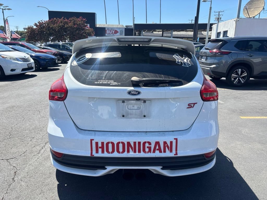 Used 2018 Ford Focus ST FWD image 5