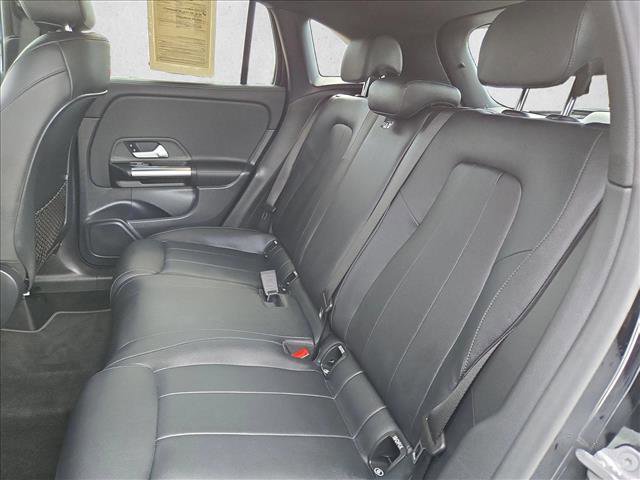 Used 2022 Mercedes-Benz GLA 250 4MATIC image 20