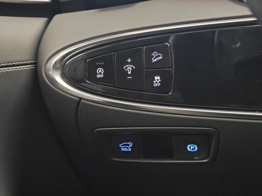 Used 2025 Genesis GV70 2.5T image 25