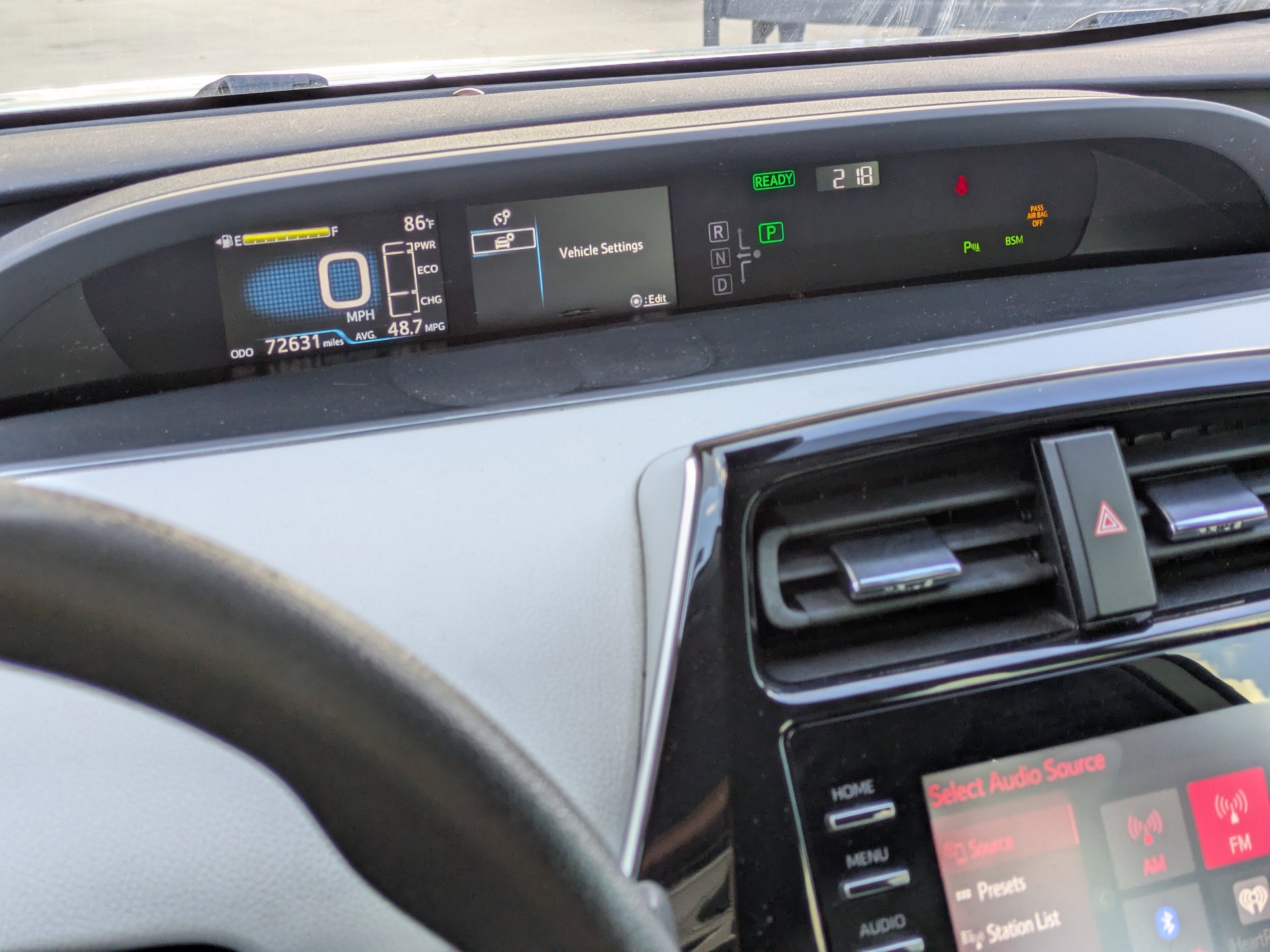 Used 2020 Toyota Prius LE image 29