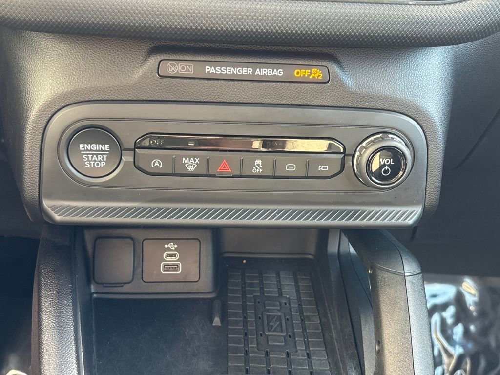 Used 2025 Ford Bronco Sport Big Bend image 12