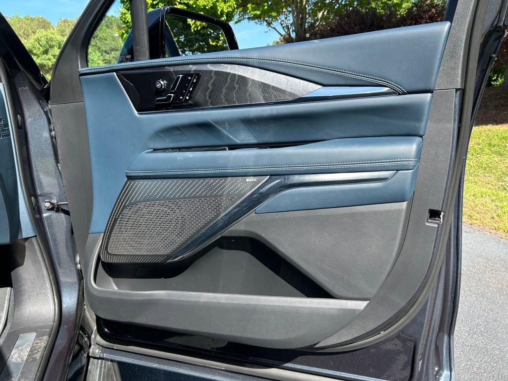 Used 2025 Cadillac Escalade IQ Luxury 2 w/ LPO, Premium Carpet Package AWD/4WD image 74