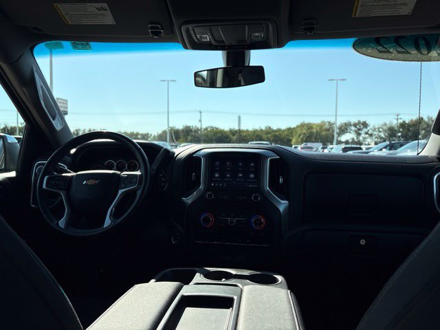 Used 2022 Chevrolet Silverado 1500 LT AWD/4WD image 44