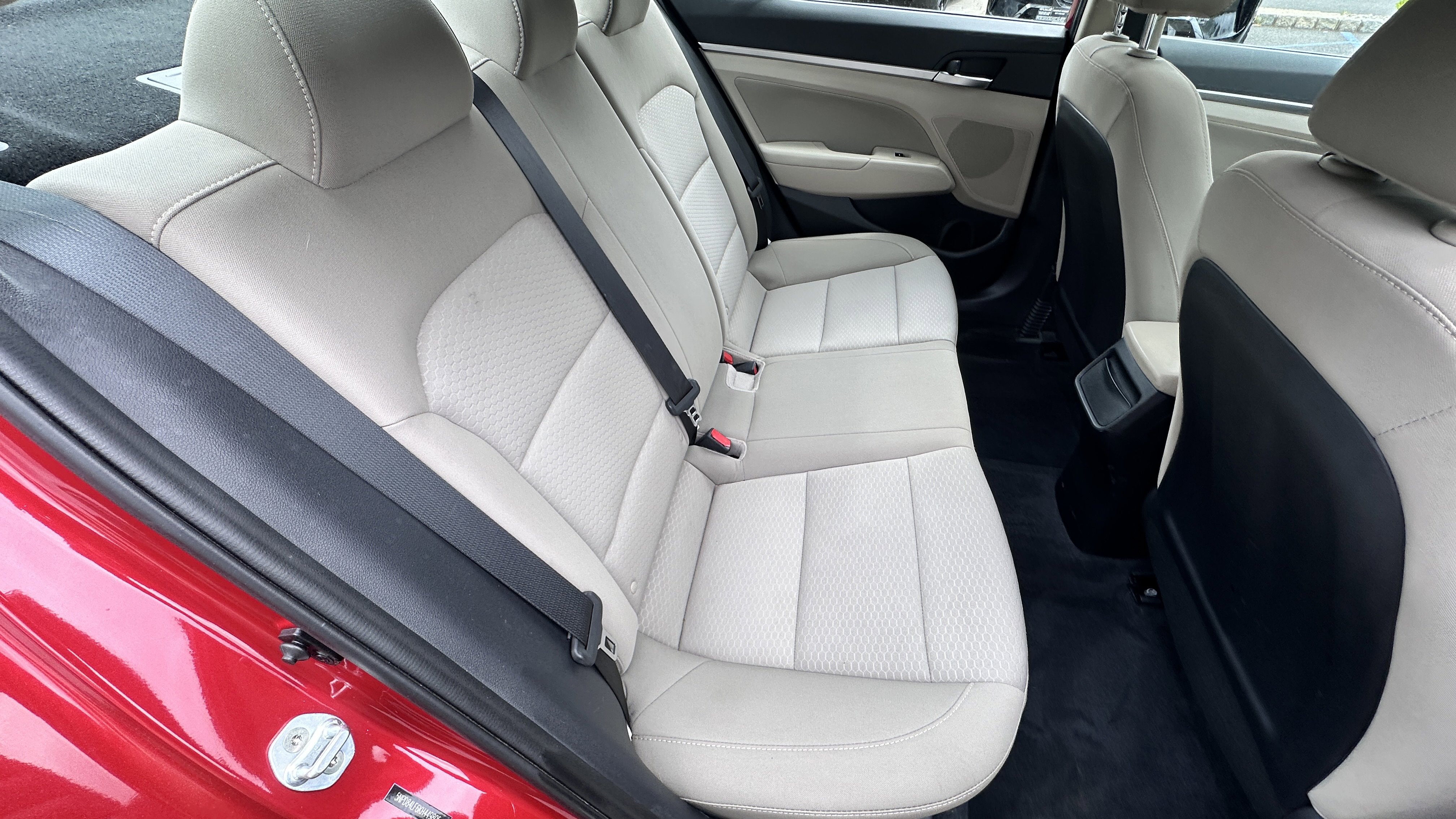 Used 2019 Hyundai Elantra Value Edition FWD image 31