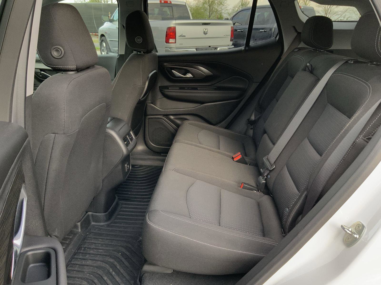 Used 2022 GMC Terrain SLE w/ Elevation Edition image 47