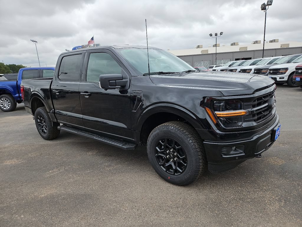 New 2026 Ford F150 XLT w/ Equipment Group 302A MID