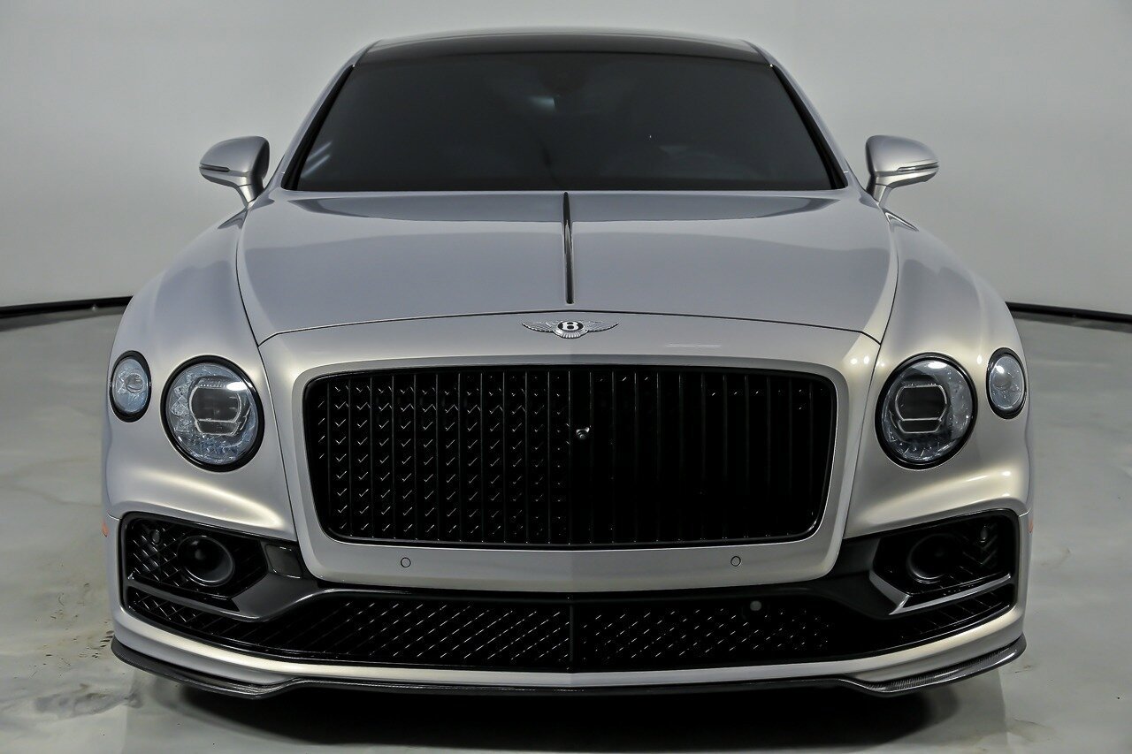 Used 2022 Bentley Flying Spur V8 AWD/4WD image 5