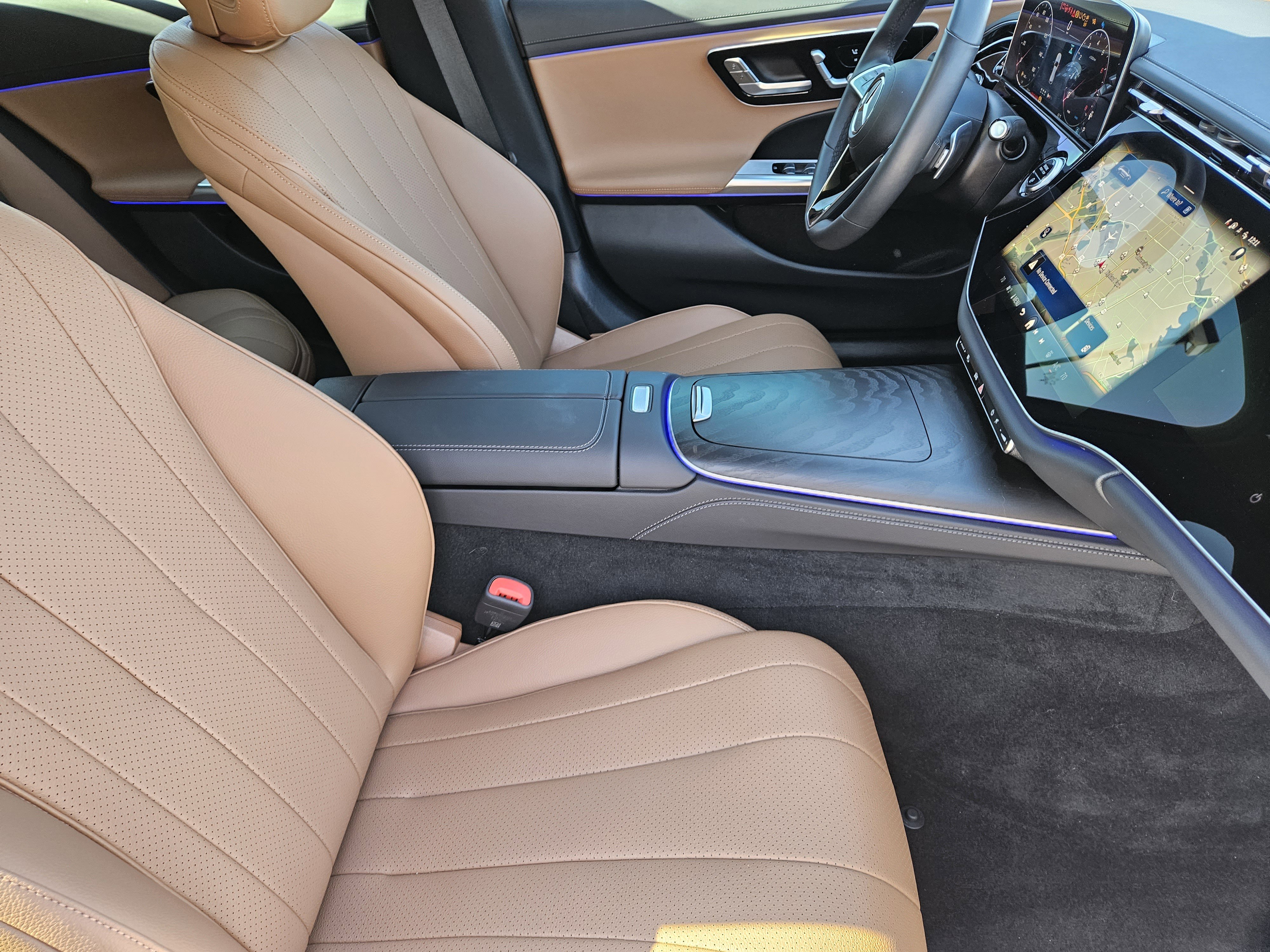 Used 2025 Mercedes-Benz E 450 4MATIC All-Terrain Wagon image 15