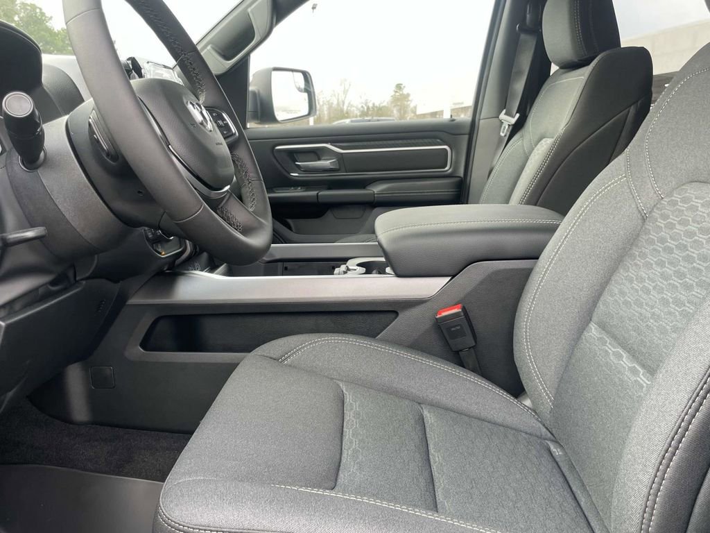 New 2026 RAM 1500 Big Horn AWD/4WD image 23