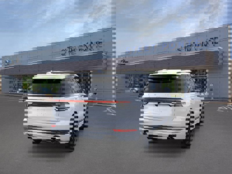 New 2026 Lincoln Aviator Reserve image 8