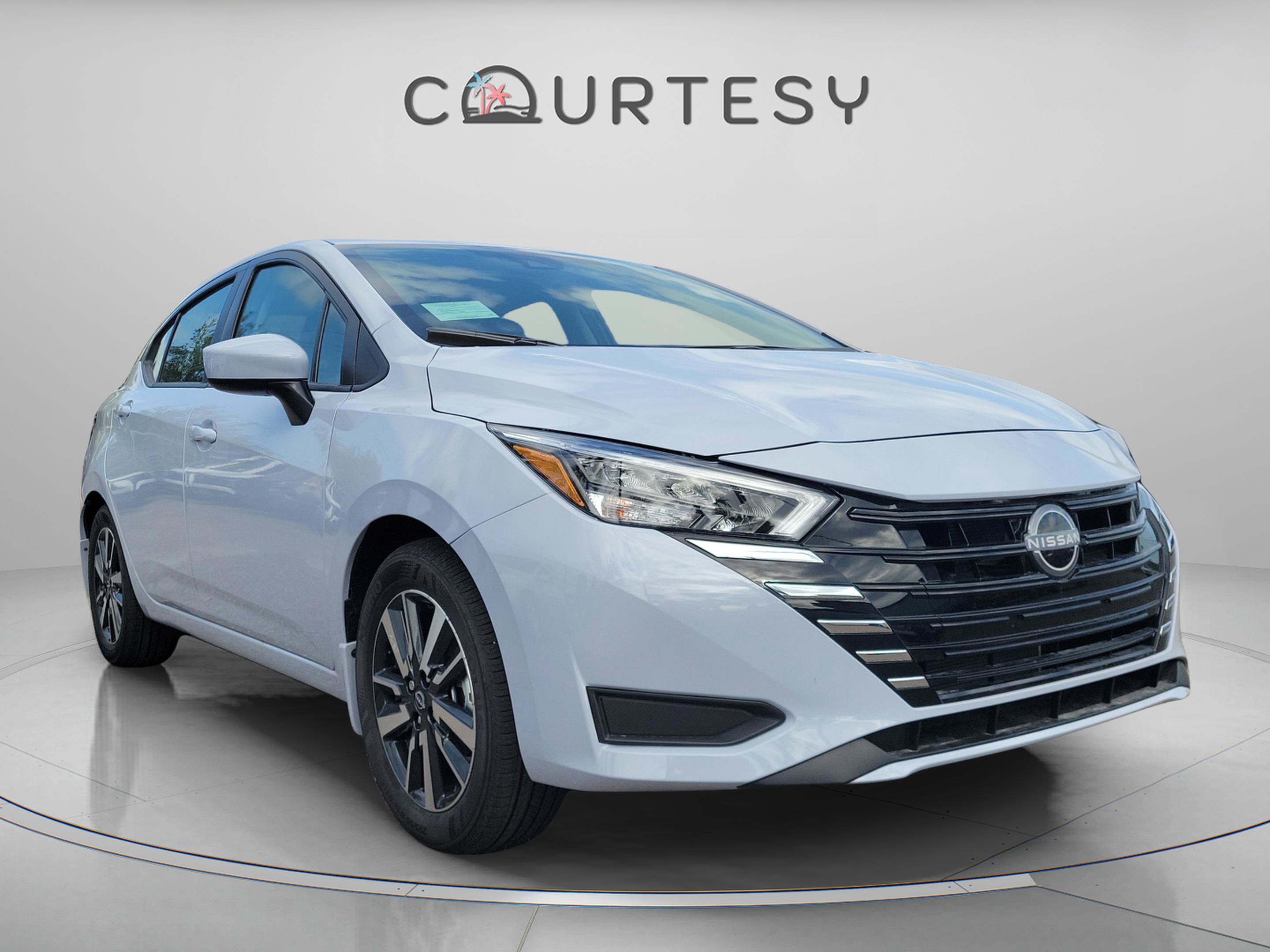 New 2025 Nissan Versa SV w/ Trunk Package FWD image 6