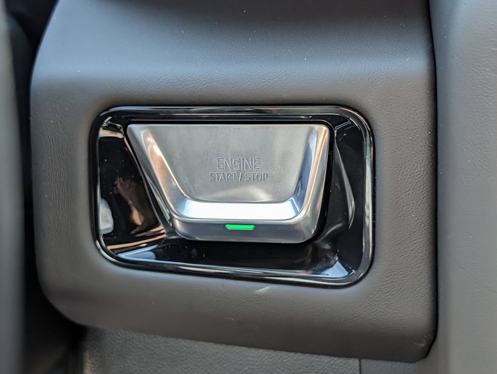 New 2026 GMC Yukon XL AT4 Ultimate w/ LPO, Floor Liner Package AWD/4WD image 17