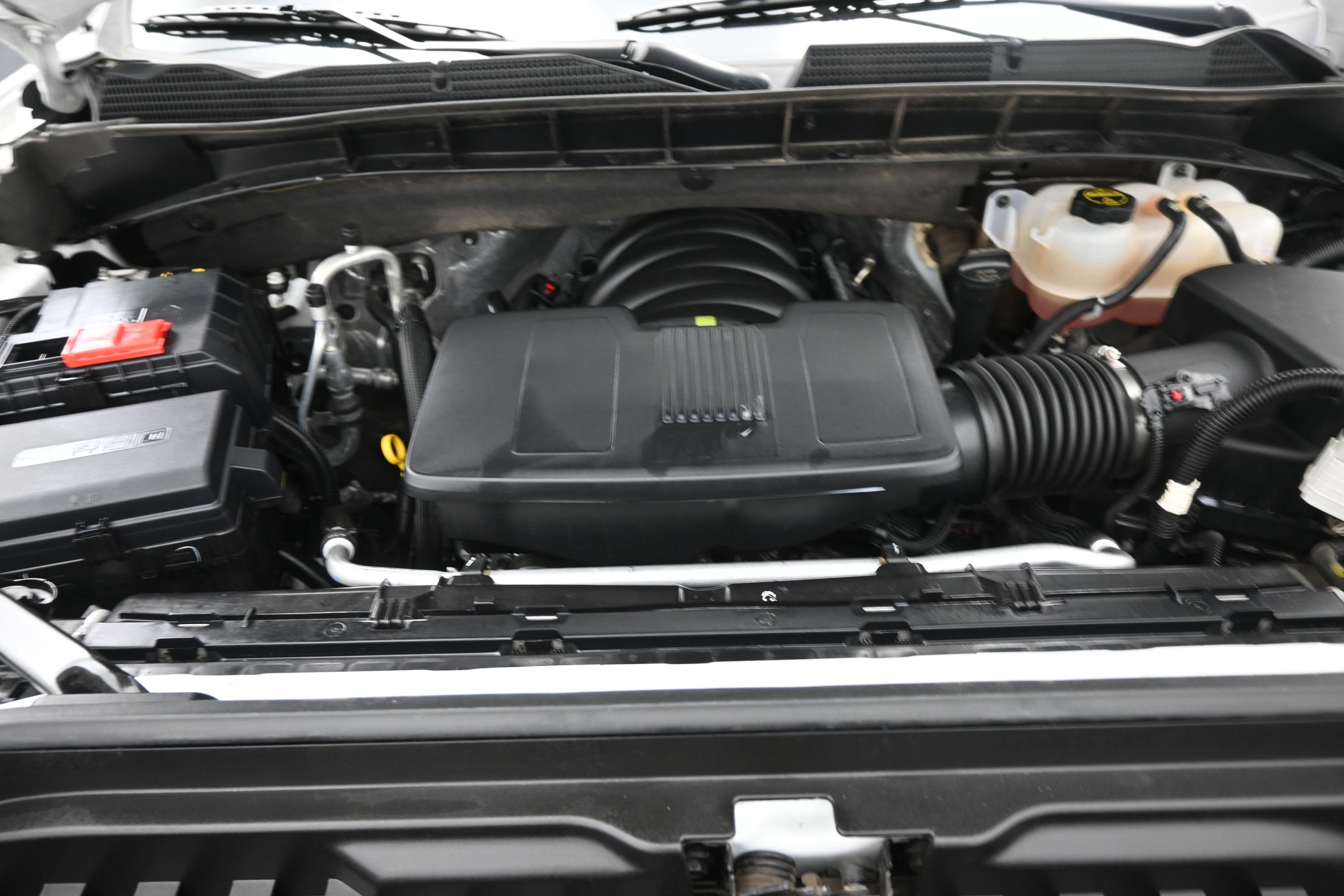 Used 2025 GMC Sierra 1500 SLT RWD image 12
