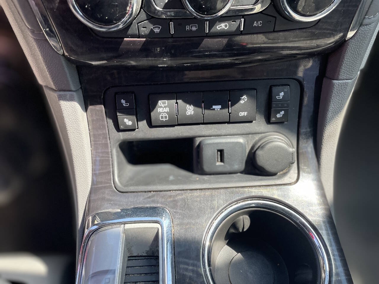 Used 2015 Buick Enclave Leather w/ Trailering Package FWD image 19