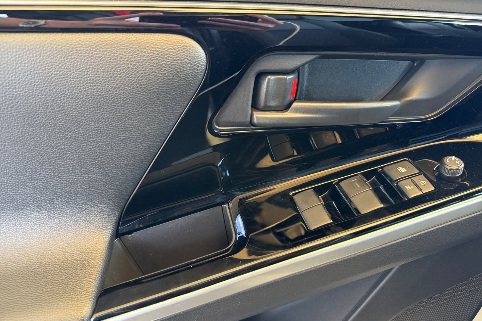 Certified 2024 Toyota bZ4X XLE w/ Weather Package image 13