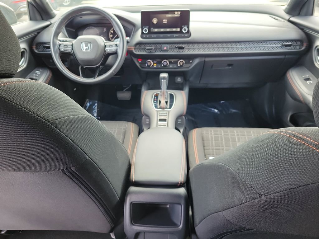 Used 2025 Honda HR-V Sport image 14