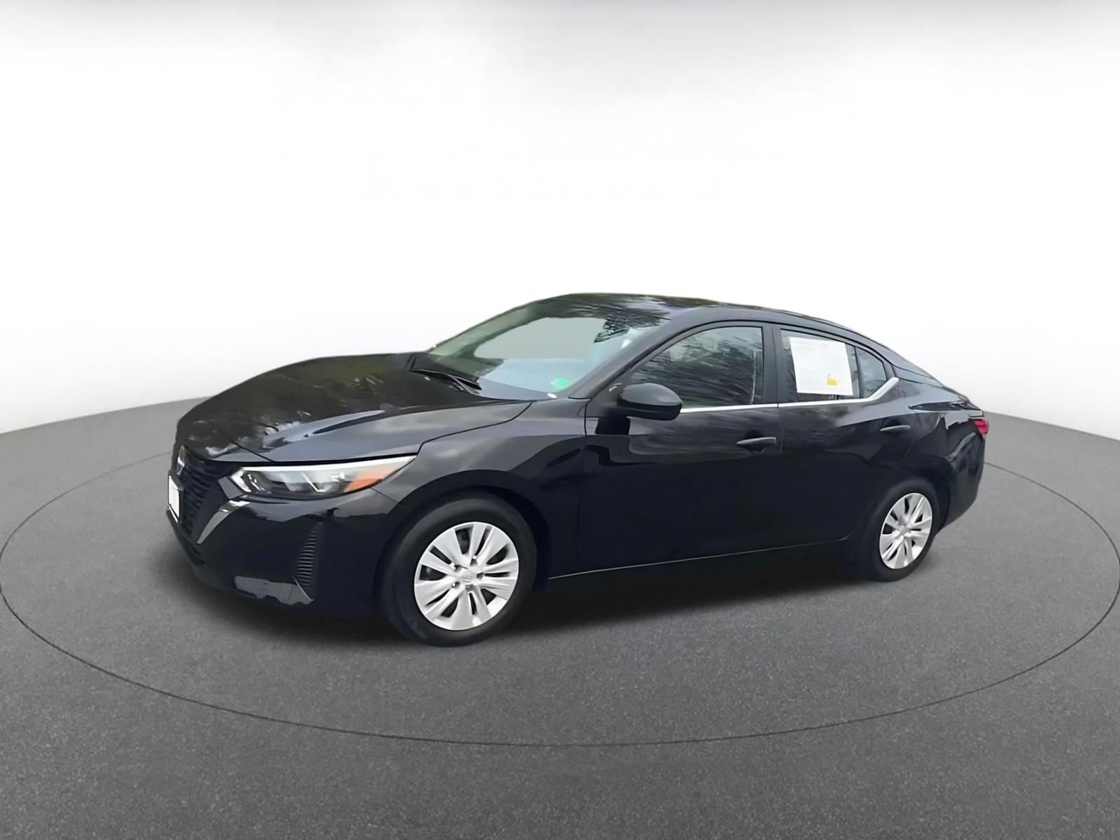 Used 2025 Nissan Sentra S image 8