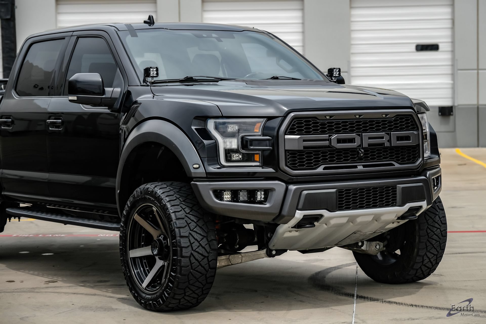 Used 2019 Ford F150 Raptor w/ Equipment Group 802A Luxury AWD/4WD image 26