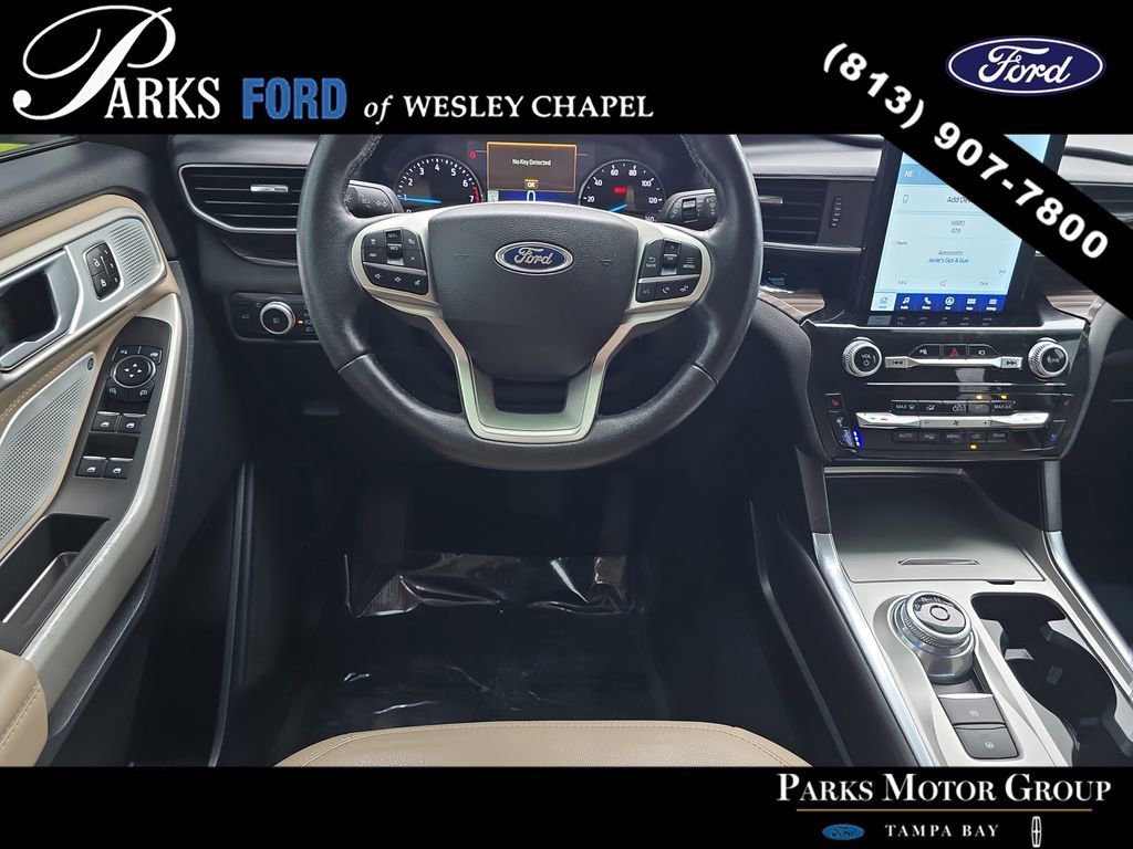 Certified 2023 Ford Explorer Limited w/ Limited Technology Package image 12