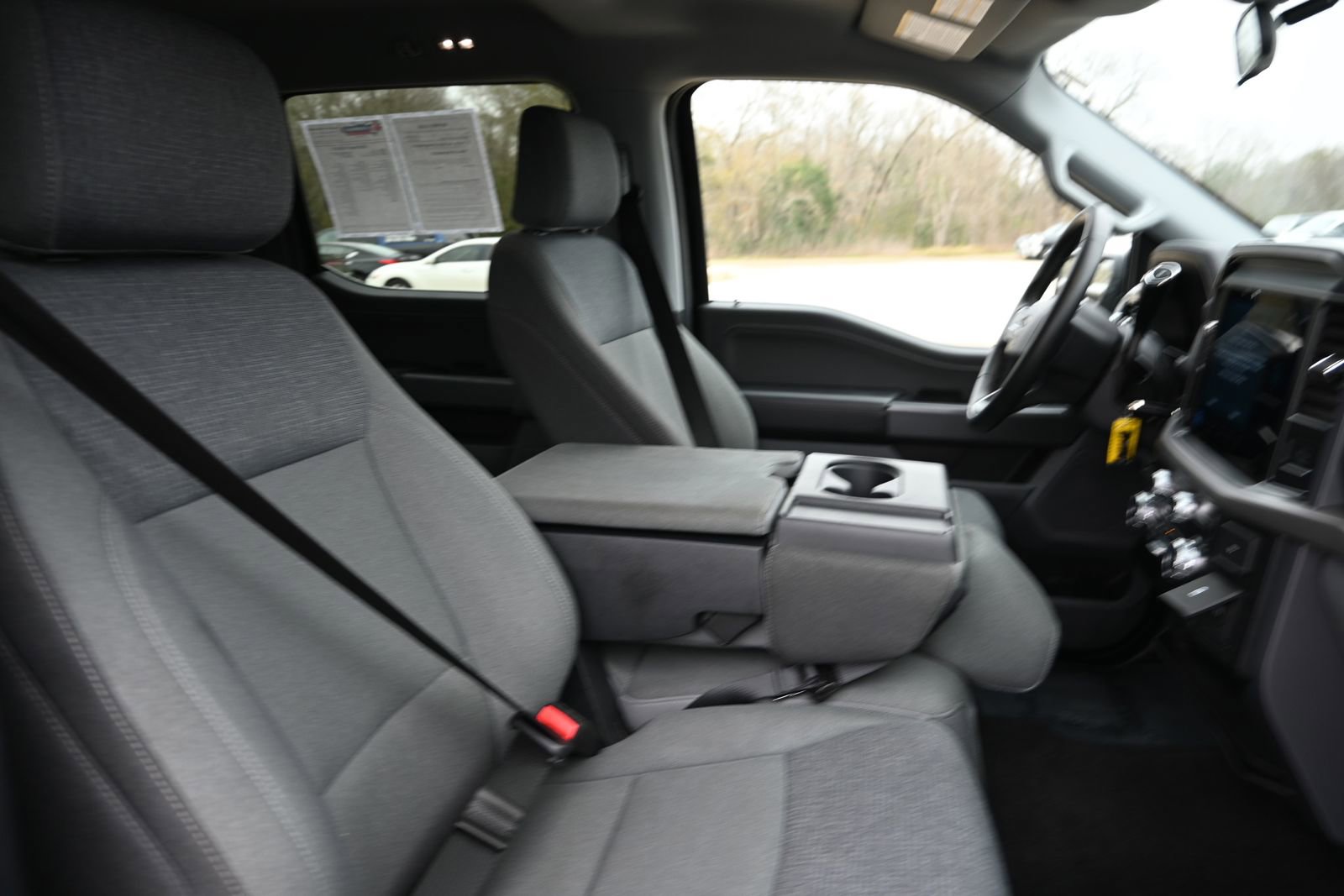 Used 2025 Ford F150 XLT w/ Equipment Group 301A Standard RWD image 26