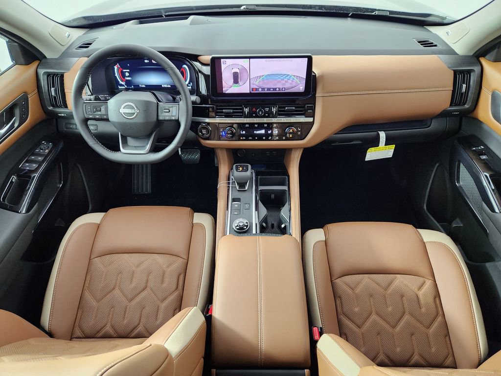 New 2026 Nissan Pathfinder Platinum image 14