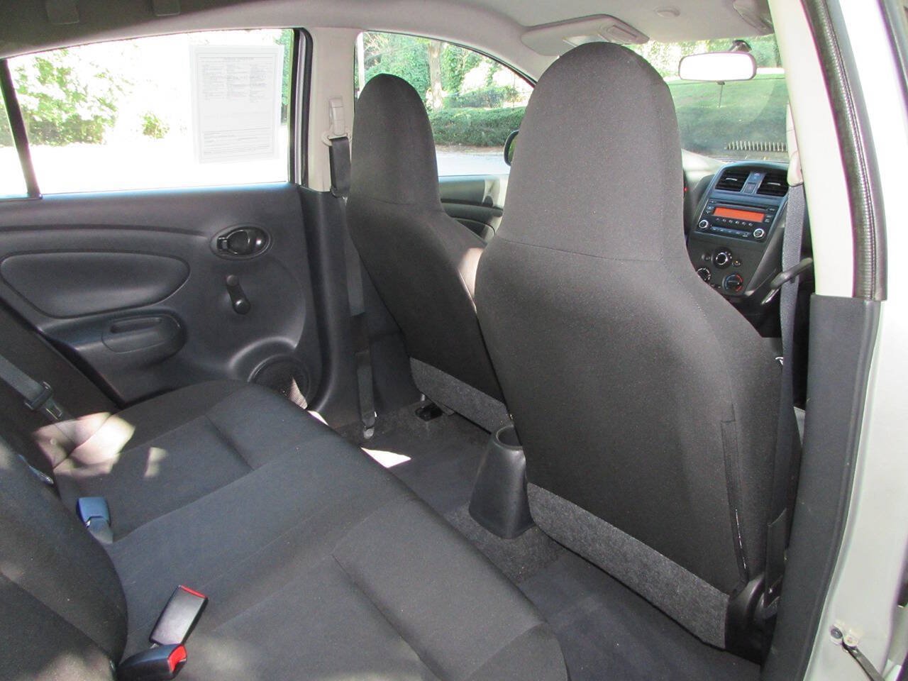 Used 2015 Nissan Versa S FWD image 23